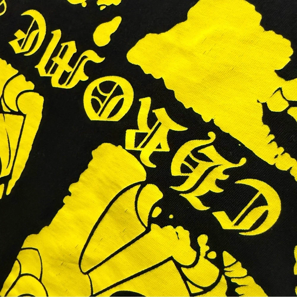 CHROME HEARTS BLACK YELLOW LOGO PRINT CH CHEST POCKET CREWNECK TEE SHIRT - Picture 5 of 10